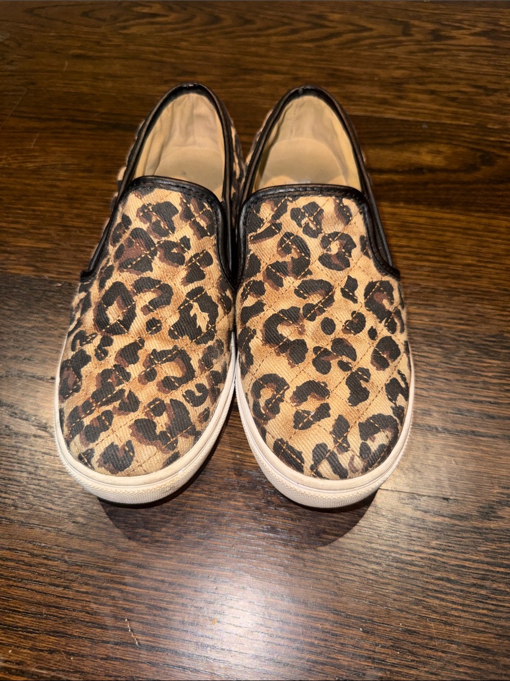 Steve Madden leopard slip on shoe size 7